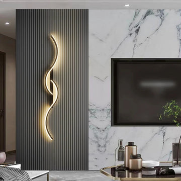 Modern Curved LED Wall Lamp - A touch of light, a touch of art