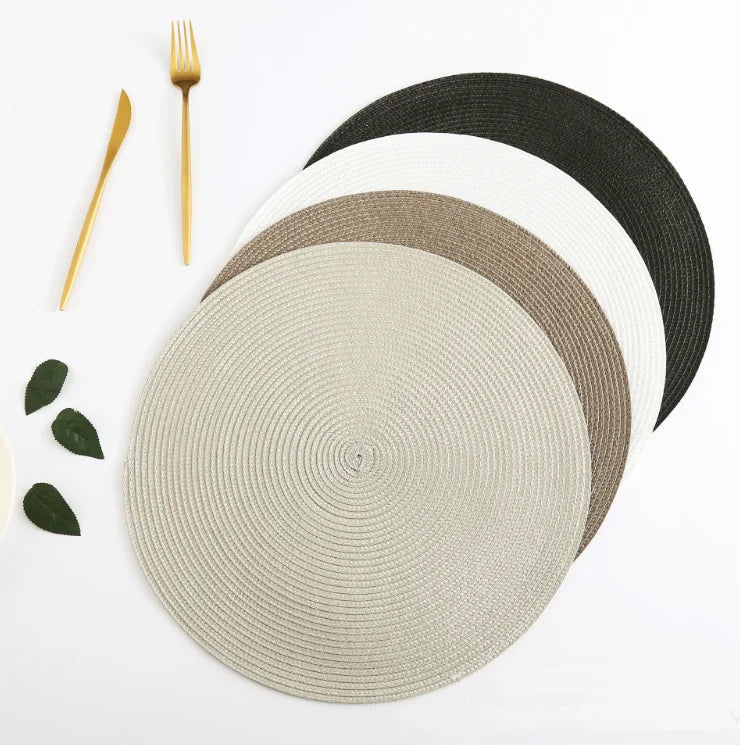 Woven Round Placemats – Set of Heat-Resistant Table Mats